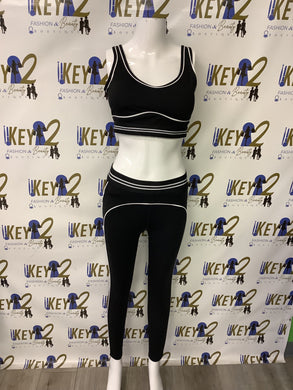 “Halo” Black 2-Piece Set – Sleeveless Crop Top & Leggings for Women