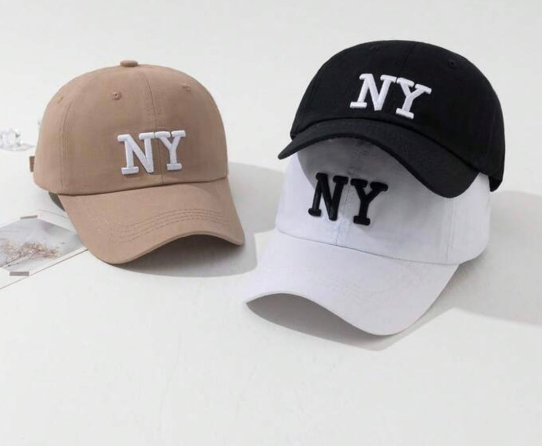 “Classic NY” Hat – Timeless Urban Style