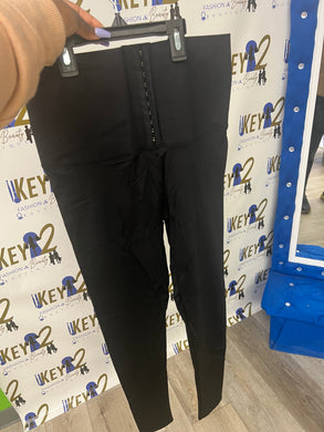 “Slim” Leggings – Sleek, Comfortable & Effortlessly Chic