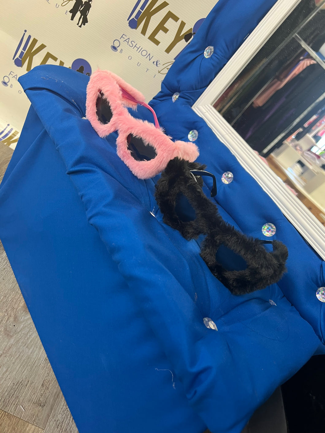 “Furry” Shades – Fun, Fluffy & Fashion-Forward